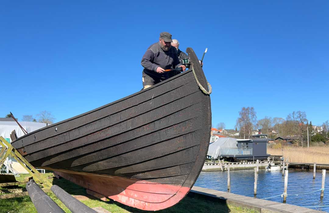 Haldrups Grund benyttes primært til en række maritime aktiviteter, og de faste brugere er i dag: Lejre Høj-skole, Lyndby Jollesejlklub og Lyndby Vikingeskibslaug.