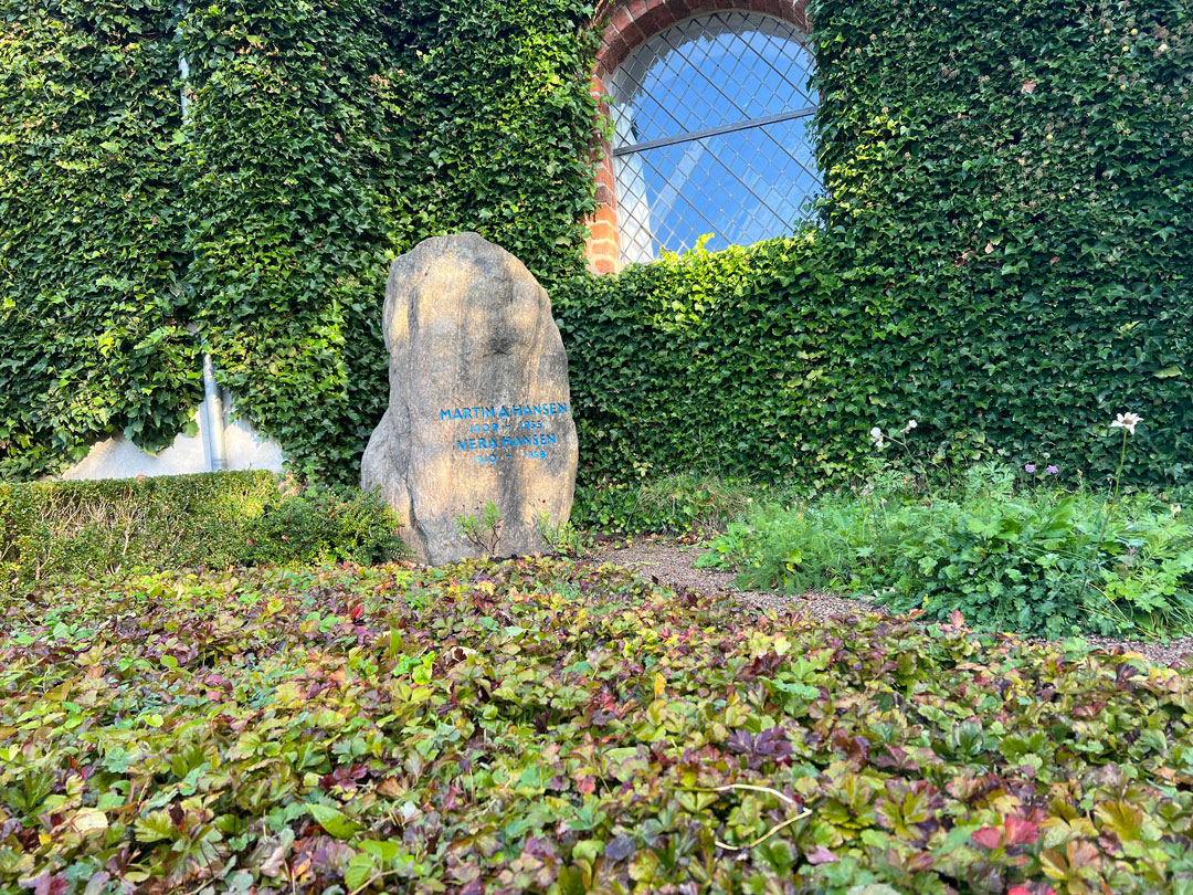 Martin A. Hansen er optaget i Dansk Litteratur Kanon fra 2004 sammen med 14 andre forfattere.