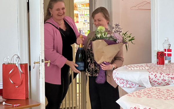 10 år som apoteker blev fejret med en flot reception