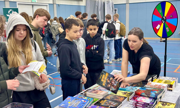 Bogmesse i Hvalsø i børnehøjde