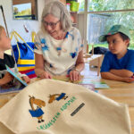 Læsehesten Eva sår sprogblomster i børnehaven Solsikken