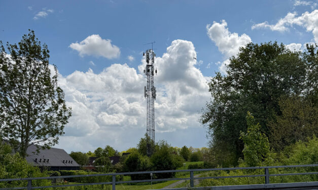 Der er givet tilladelse til en 42 meter høj gittermast