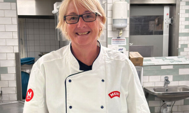 Delikatessen skruer op for betjeningen og de hjemmelavede lækkerier